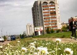 "КамышинТеплоЭнерго" отключит на день горячую воду  трех многоэтажках 5-го микрорайона