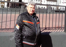 Камышане опубликовали в соцсетях извещение об исчезновении мужчины на улице Спортивной