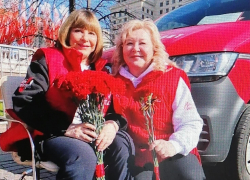 Председатель совета женщин Камышина Ирина Бурова принимает участие в акции «Огонь памяти» в Москве