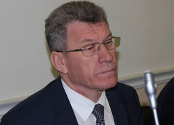 Экс-мэр Камышина Александр Чунаков празднует День работника статистики