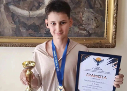 Юный пилот Алан Асадуллин из Камышина поедет на российский "Кубок Сокола" - финал соревнований по беспилотным авиасистемам