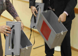 Не успел глава Станислав Зинченко сказать перед выборами речь о малой родине, как в Камышине начались скандалы