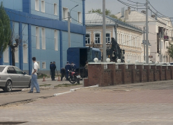 В Камышине идет обустройство территории комфортной среды на улице Советской: супербульвар должен вести к новой поликлинике