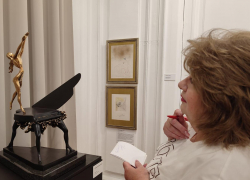 Почему людей так тянет к "странным" скульптурам Сальвадора Дали?