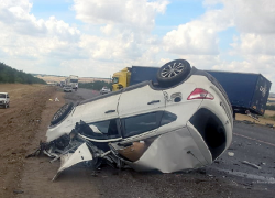 На трассе погиб водитель кроссовера, превратившегося в груду железа