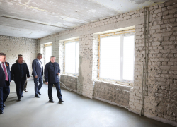 Зачем Андрей Бочаров 2 мая прибыл в подшефный округ ЛНР