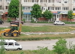На очереди за тротуаром по улице Базарова в Камышине - тротуар на улице Воинов-интернационалистов