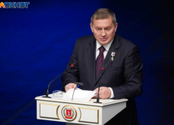 Губернатор Андрей Бочаров сделал заявление о ночной атаке БПЛА на Волгоградскую область - с пожаром и пострадавшим 
