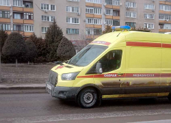 Молодой, 24-летней женщине ампутировали кисть руки: прокуратура нашла массу нарушений на предприятии ООО «МК "Камышинские колбасы»