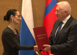 Балетмейстер Дворца культуры «Текстильщик» в Камышине,  руководитель  «Театр танца и души» Манон Меликова награждена грамотой Облдумы