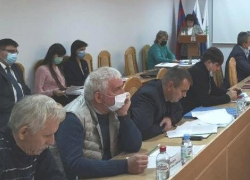 Депутатам Камышинской городской думы в целом понравился отчет Станислава Зинченко за 2021 год