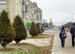 В разных частях города коммунальщики отключают свет и горячую воду в многоквартирных домах сегодня, 17 декабря