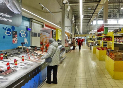 Волгоградская область может "похвалиться" самой дорогой продуктовой корзиной  