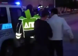 Толпа молодежи напала на полицейских в Волгоградской области, - "Блокнот Волгограда" (ВИДЕО)