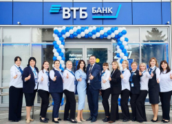 Офис нового формата открыл в Камышине банк ВТБ