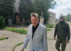 Налицо все признаки "заказухи": обвиненный в побоях депутат Облдумы Александр Осипов прибыл в суд, - "Блокнот Волгограда"