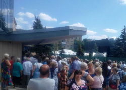 Без камер и документов руководитель КПК «Честь» много чего наобещал пайщикам, - "Блокнот Волгограда"