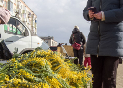 Отдыхаем только в выходные: юрист hh.ru рассказала о ближайших праздниках и режиме работы