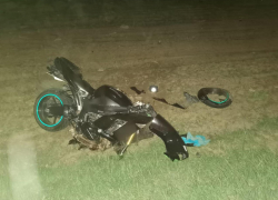 На трассе между Камышином и Волгоградом мотоциклист влетел под большегруз