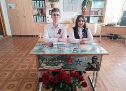 Парту героя СВО лейтенанта Дмитрия Позднякова открыли в Камышине