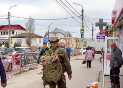 Путин распорядился выплачивать по 400 тыс. руб. за контракт с Минобороны, в Волгоградской области готовы выплатить 1 млн 400 тысяч