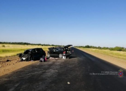 Страшная авария по дороге на юг: трупы путешественников и покалеченные пассажиры, искореженные машины...