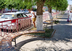 Зацветшие чаши фонтанов и фруктовые рынки "на земле" назвали горожане самыми очевидными минусами туристического рейтинга Камышина (ВИДЕО)