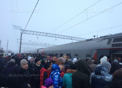 Чтобы попасть в поезд-музей, который 4 февраля сделает остановку в Камышине, жители Волжского занимали сегодня очередь с ночи