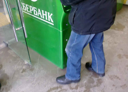 Только один "развод" телефонных негодяев потянул в Камышине на полтора миллиона рублей для наивного пенсионера!