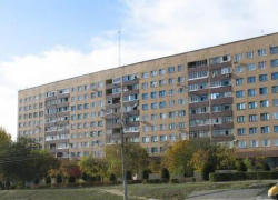 Администрация Камышина продала, наконец, помещение бывшей библиотеки на улице Некрасова за полцены