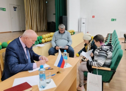 Камышане считают ненужным пиаром депутатов гороской думы сообщения о приемах избирателей, если не конкретизируются проблемы и сроки их решения