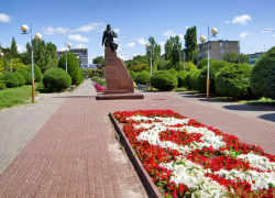 Солнечно и жарко, несмотря на ветер: погода в Камышине 2 августа