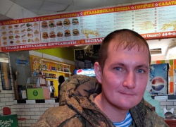 Камышане сообщают в соцсетях о гибели на линии соприкосновения нашего земляка Евгения Дудникова