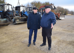 Глава Камышина Станислав Зинченко оценил готовность городской дорожной техники к снегопадам