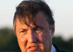 Волгоградский депутат-журналист призвал поддержать петицию об отказе от закупки новогодних украшений ради помощи СВО