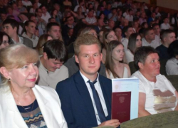 Как "завтрак с ректором" помог Михаилу Леонтьеву - талантливому парню из глубинки Камышинского района  укрепить его редкий статус студента-преподавателя