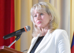 Глава Камышинского района Елена Береговая доложила во время отчета землякам, что муниципалитет прожил год без кредитов