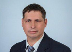 В Камышине врач-депутат похвалился новым томографом, операционным столом и своей квалификацией