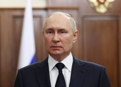 Песков сообщил, о чем Путин в Кремле проводил трехчасовую встречу с Пригожиным и командирами «Вагнера»