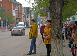  Среднемесячная зарплата в Волгоградской области за месяц упала на 1122 рубля