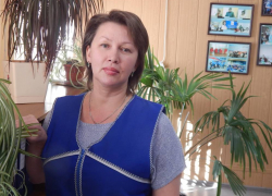 Как камышинские прядильщицы сегодня устраняют порывы нитей, и сколько им за это платят