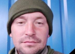 В Елани земляки стихами простились с погибшим в спецоперации прапорщиком Владимиром Калаченко