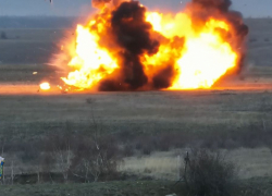 Беспилотники ВСУ мощностью 200 кг тротила взорвали под Волгоградом, - "Блокнот Волгограда" (ВИДЕО)