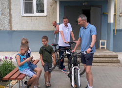 Как пиарятся парламентские партии накануне выборов в Волгоградской области, - "Блокнот Волгограда"