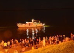 Кто споет камышанам в День города "А по Волге вверх теплоход"