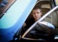 Депутатом Волжской гордумы стал 19-летний продавец алкомаркета, - "Блокнот Волжского"