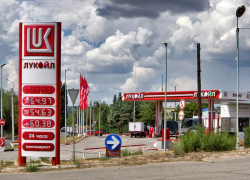 Цены на бензин в Волгоградской области, в том числе в Камышине, "слетели с катушек"