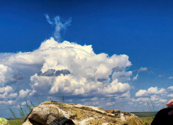 "Облако-Христос" над камышинскими горами Уши потрясло Сеть