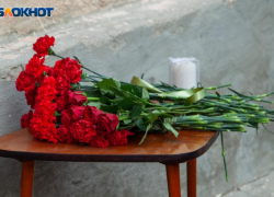 В эти минуты сегодня, 5 августа, жители села Белогорки в Камышинском районе прощаются с погибшим в СВО земляком Евгением Зотовым