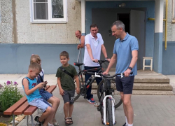 Депутат камышан в Госдуме доложил, по сколько километров он решил наматывать на велосипеде в выходные